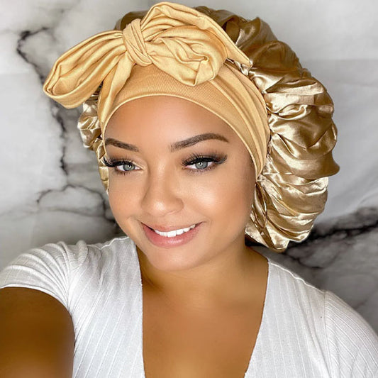 Bonnet en satin en or avec élastique extensible pour faire un nœud mignon